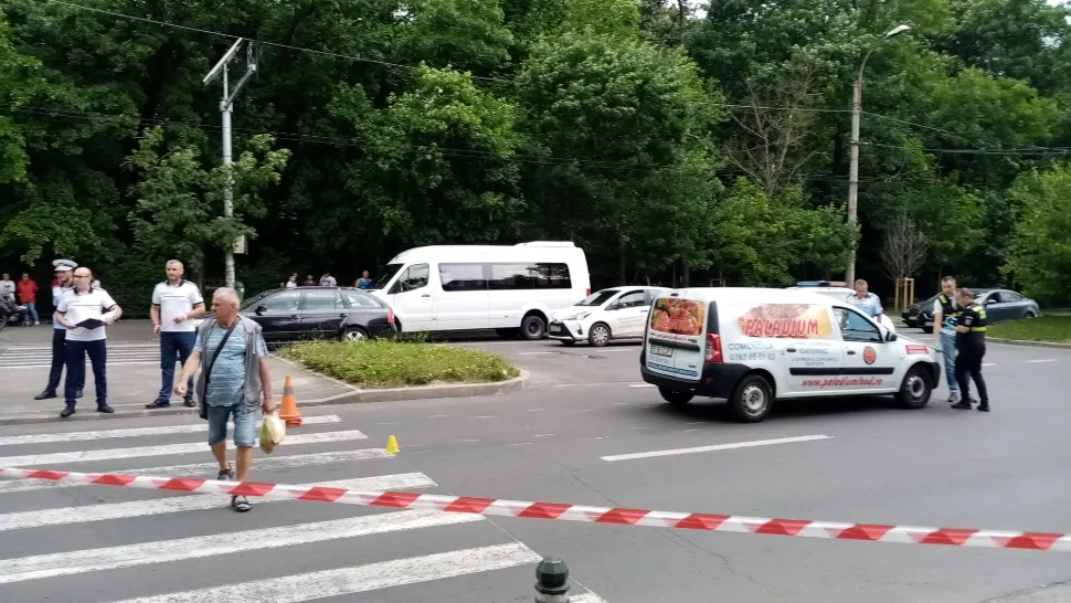 Un copil a fost spulberat pe o trecere de pietoni din Bucureștii Noi
