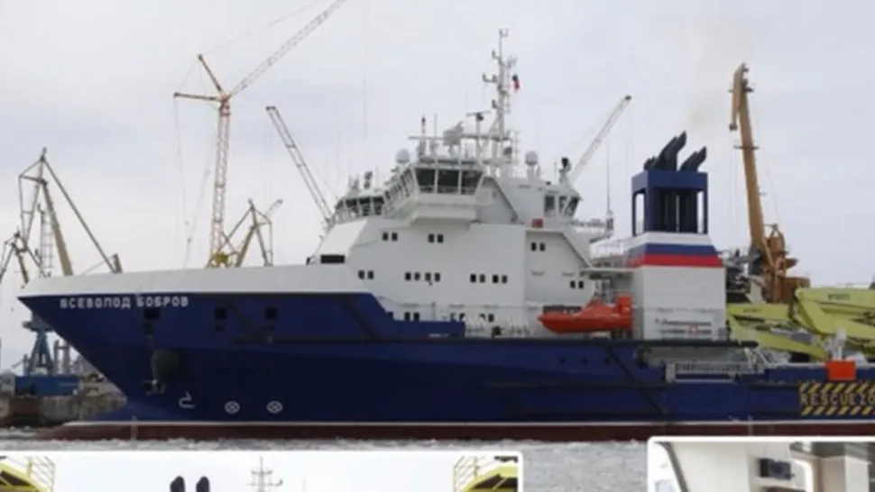 Navă rusească în flăcări, retrasă la Sevastopol. Ucraina a lovit din nou lângă Insula Șerpilor
