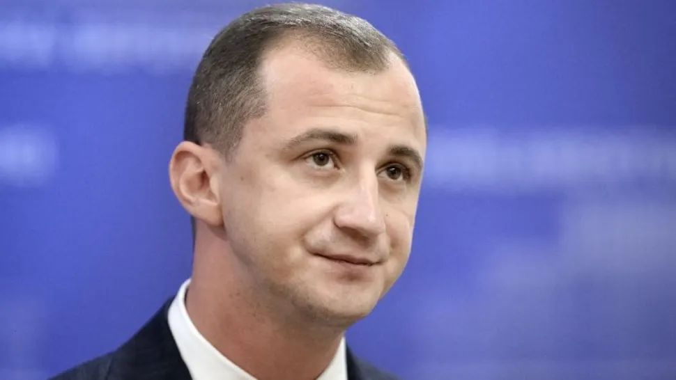 Limbaj vulgar în Parlament - Alfred Simonis, despre un deputat care i-ar fi spus: „Am să o violez pe mă-ta