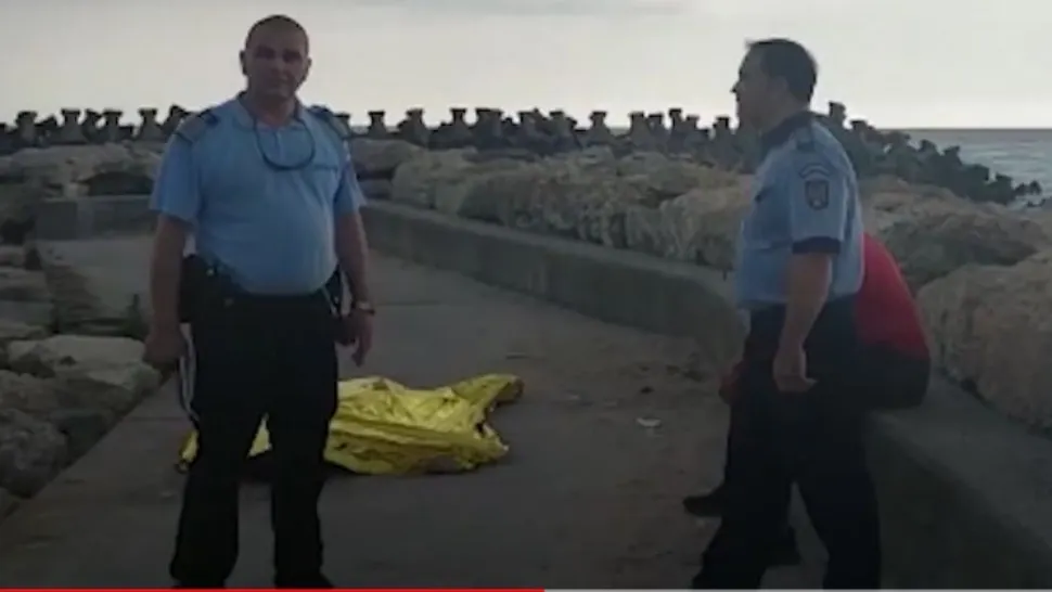 S-a dus să înoate și s-a lovit cu capul de o piatră. Foto/Captură video