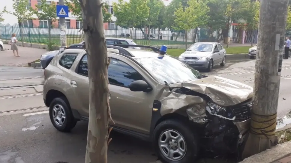 Mașină de poliție