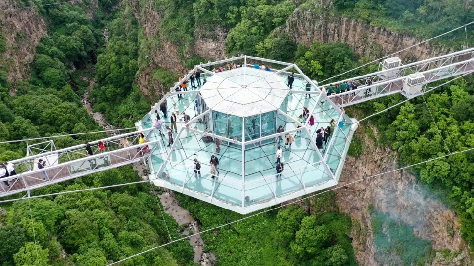 Podul-DIAMANT, deschis pentru turiști: cum arată SPECTACULOASA destinație din Georgia - FOTO&VIDEO