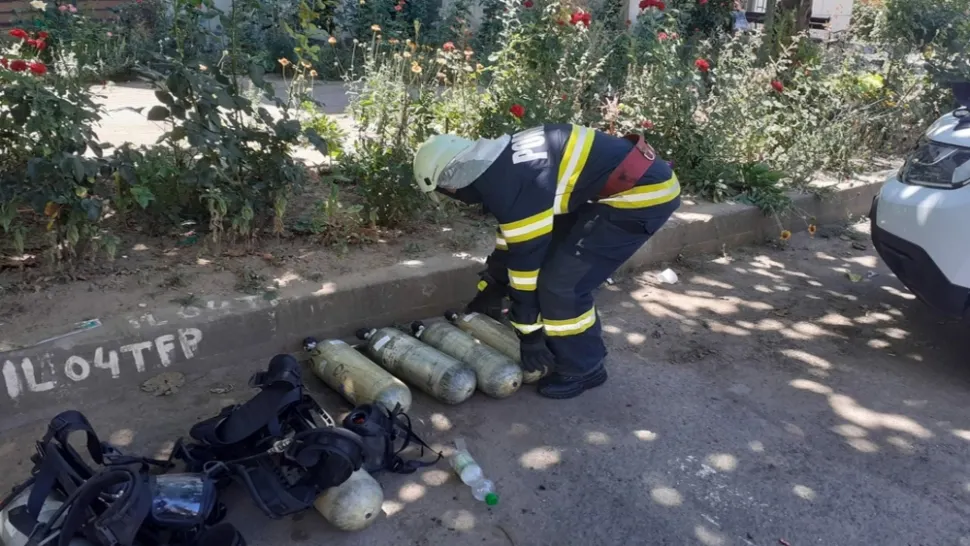INCENDIU VIOLENT la un restaurant din Slobozia: sunt degajări mari de fum FOTO&VIDEO