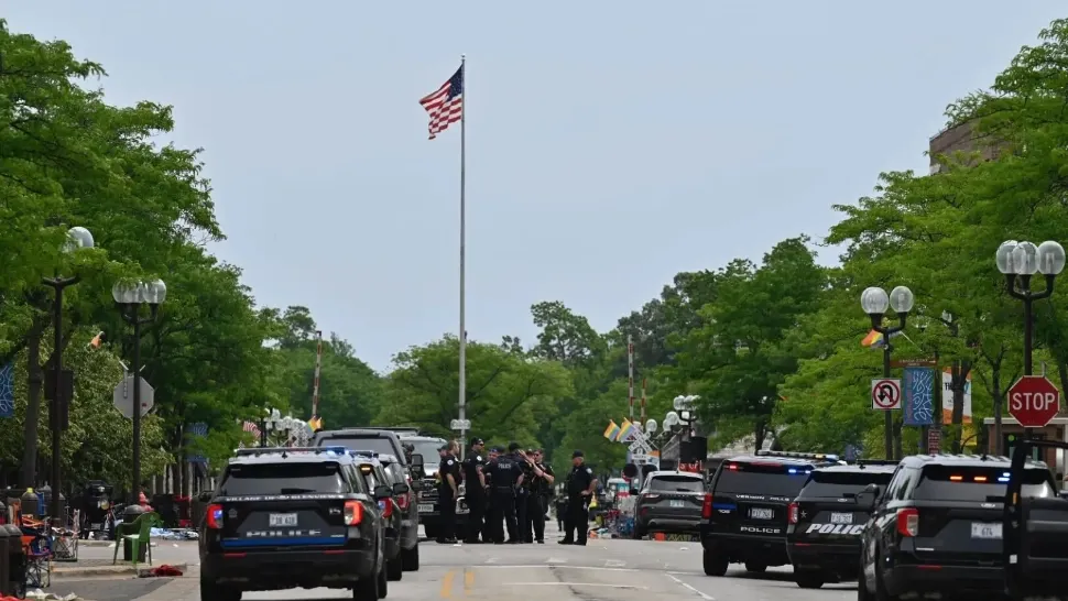 6 morți și cel puțin 25 de răniți, după atacul armat de la parada de Ziua Independenței, de lângă Chicago 