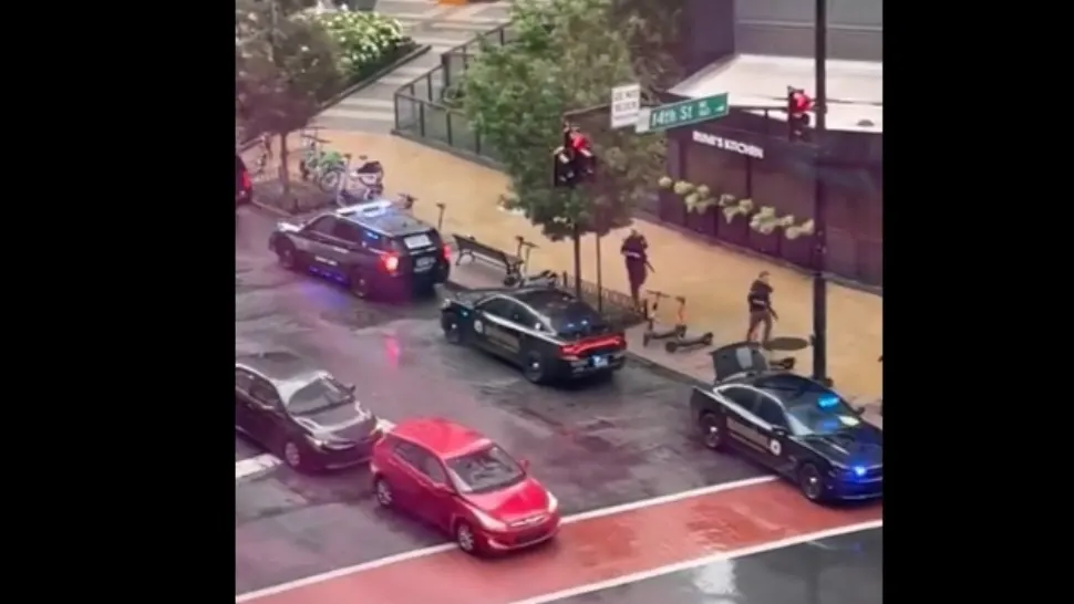 Împușcături la mall, în SUA: Cel puțin 3 victime - Atacatorul nu a fost reținut