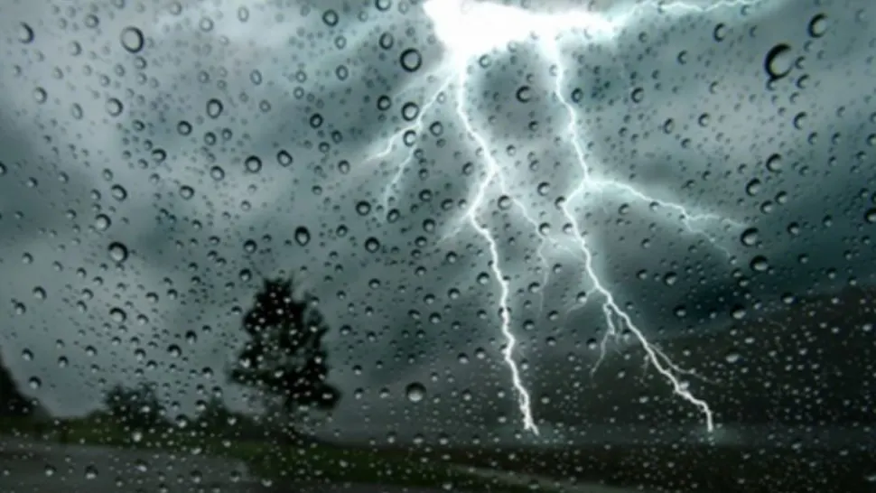 ALERTĂ meteo - Cod portocaliu în vestul țării.