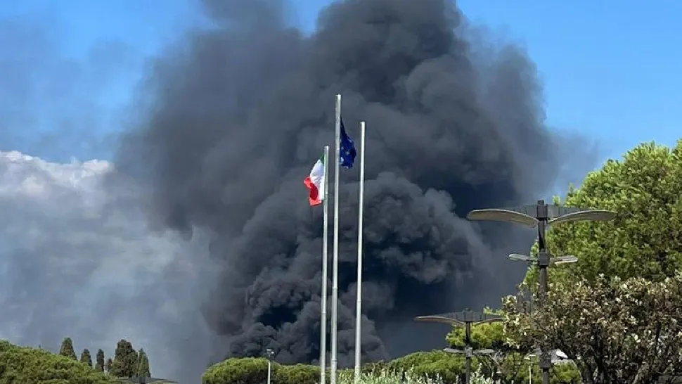 INCENDIU la studiourile Cinecitta din Roma. Dezastru în Hollywoodul european - FOTO/VIDEO