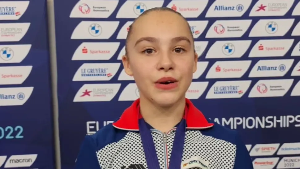 Gimnasta Amalia Puflea/ Captură video