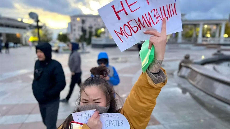 Sute de ruși, arestați pentru că nu vor să lupte pentru Putin. "Mobilizarea" a devenit "Înmormântarea"