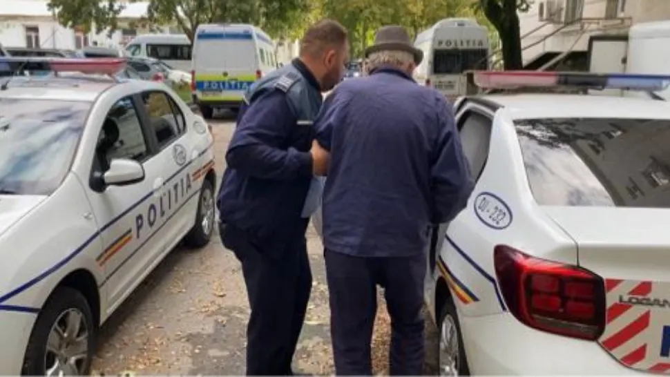 Două fetițe de 5 ani au fost VIOLATE de un pensionar în vârstă de 72 de ani! Bătrânul a fost REȚINUT
