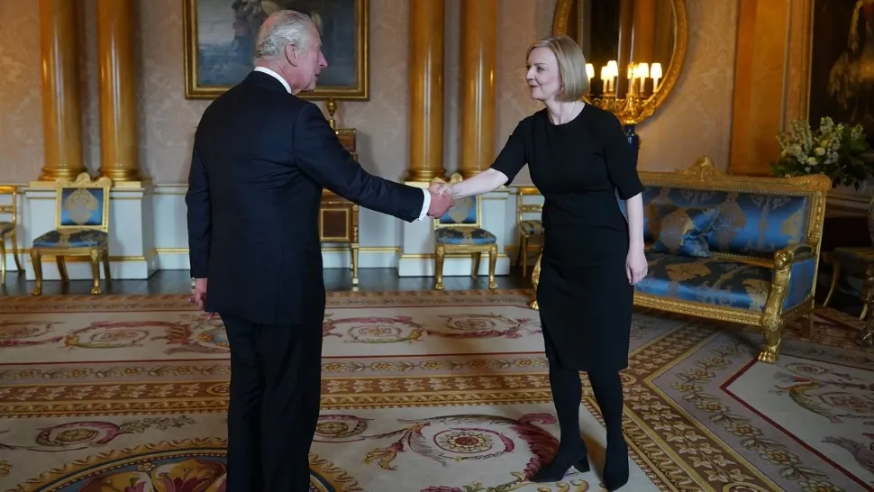 Regele Charles al III-lea și premierul britanic Liz Truss/ Profimedia