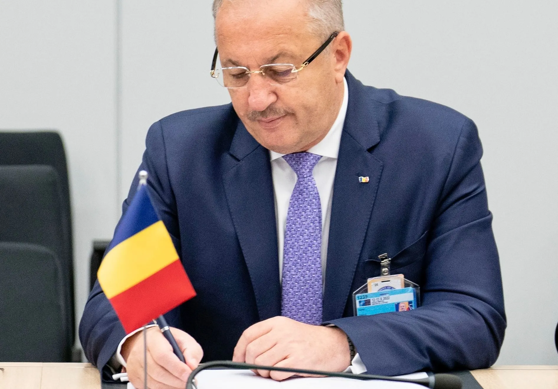 Vasile Dâncu, ministrul Apărării