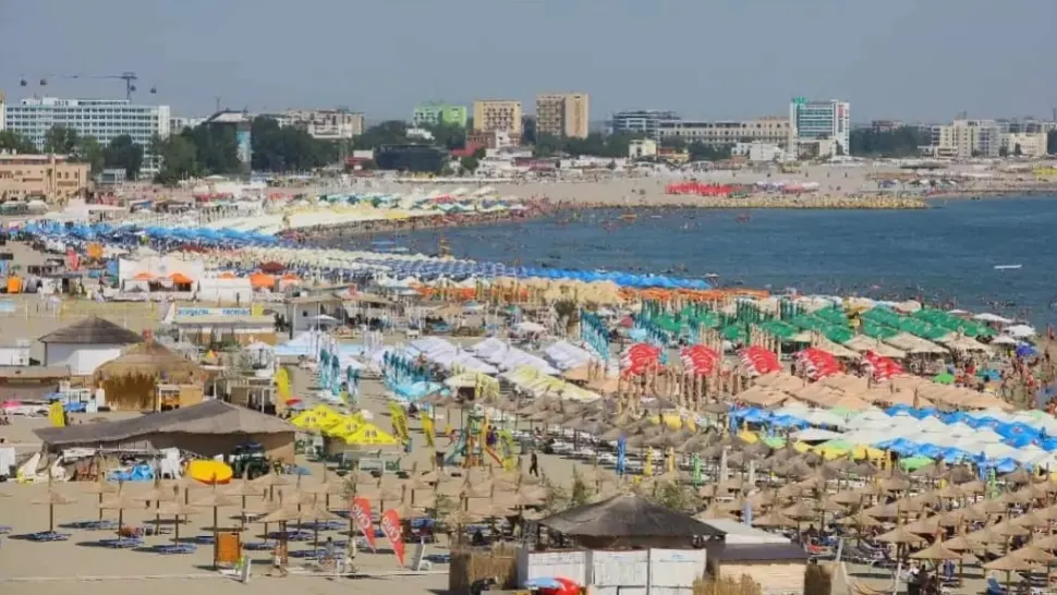 Hotelierii nu se pot promova la târgul de turism, chiar dacă au plătit taxa