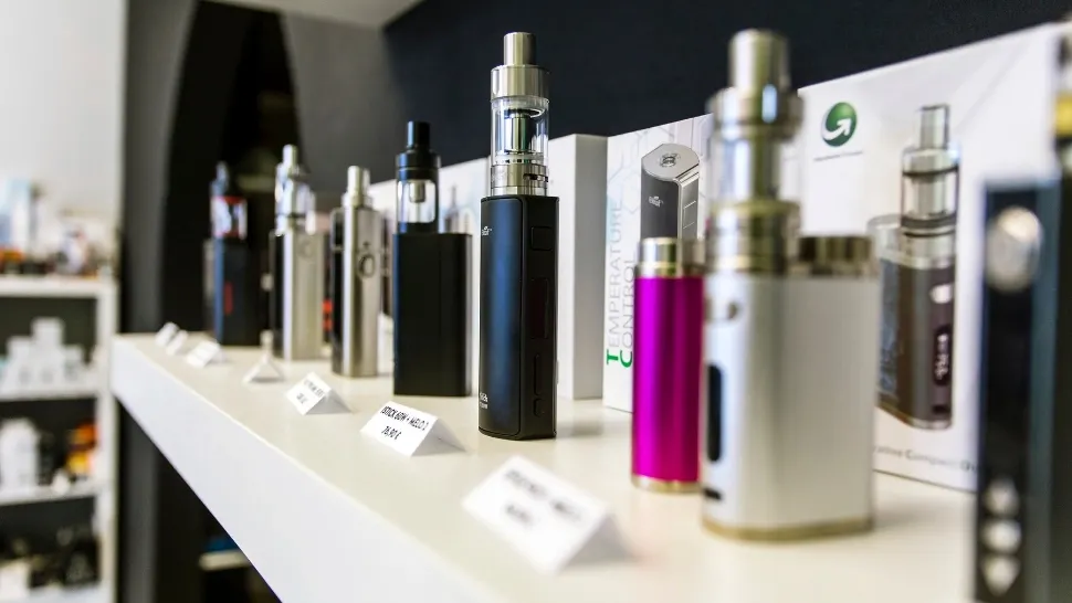 Taxa pe vaping scumpește pachetul de țigări clasice. Foto/Profimedia