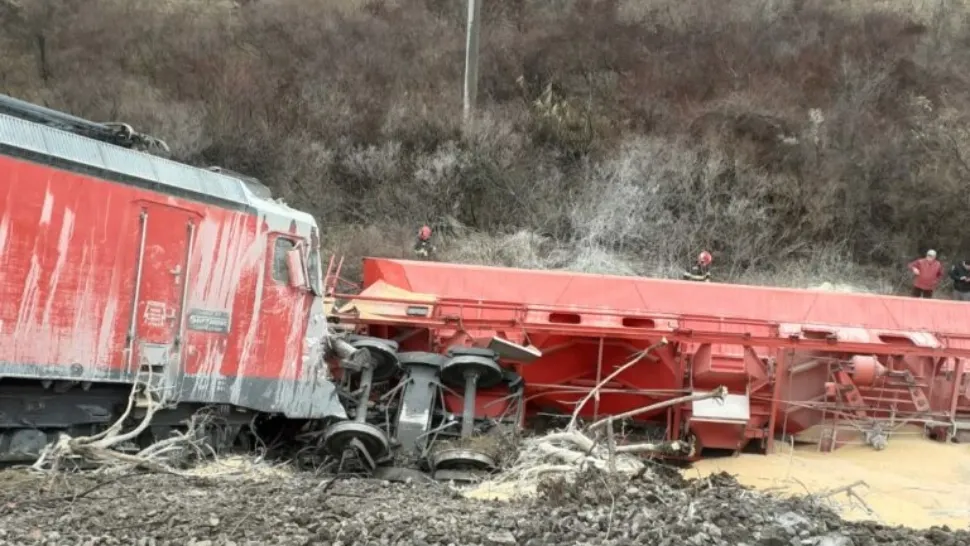 Circulația trenurilor de călători deviată ca urmare a unui incident pe calea ferată, între stațiile Sihlea – Gugești