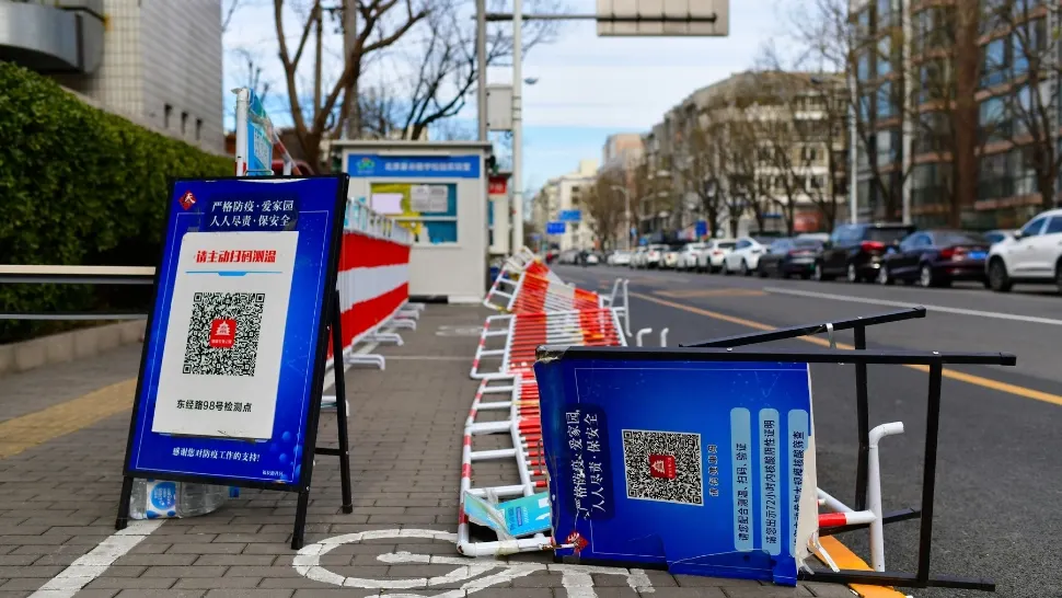 Restricțiile Covid îi țin în casă pe chinezi. Foto/Profimedia