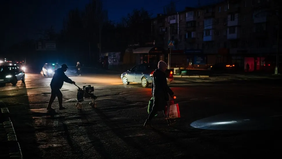 Peste 30% din populația Kievului trece în noul an fără curent electric