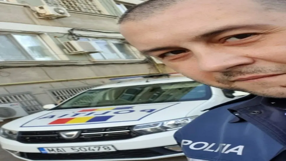 Fetiță de un an și trei luni, salvată de un polițist din Iași, după ce s-a înecat cu salivă și a intrat în stop cardio-respirator