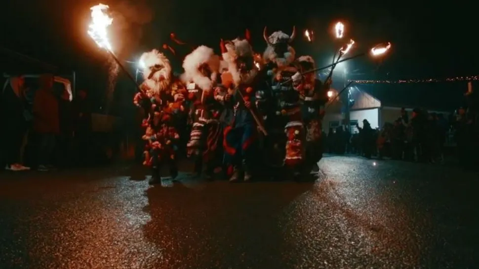 Tradiții modificate după „ultima modă”. Foto/Captură video