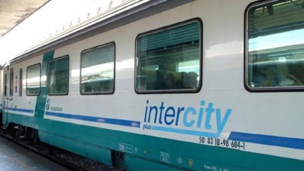 Cu INTERCITY între București și Brașov. Viteză maximă de 140 km/h, un bilet costa 64 de lei