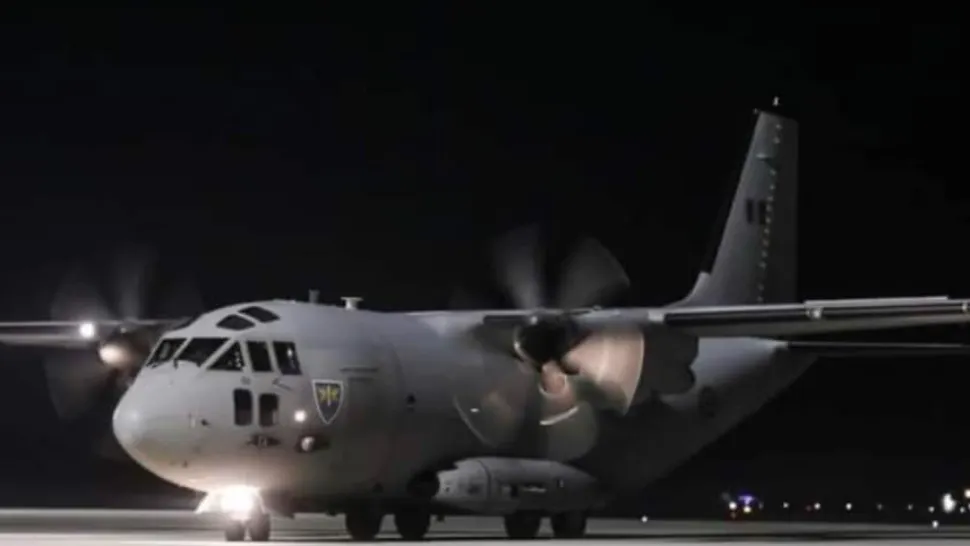 Primul avion din infernul din Turcia, cu 8 români și 2 polonezi la bord, a ajuns în România 