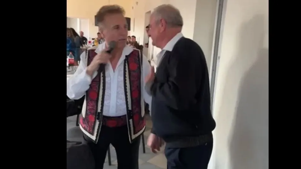 Cântărețul Constantin Enceanu și primarul de Scoarța/Captură video