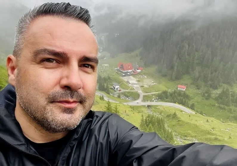 Jurnalistul Marius Buga a fost condamnat definitiv la închisoare pentru relații sexuale cu doi minori. Foto/Arhivă