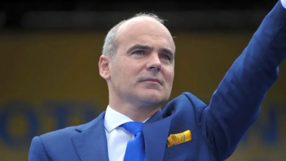 Rareș Bogdan: „Eu nu sunt mare covrigar, eu sunt cu slănina şi cu brânza de burduf”