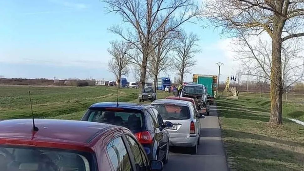 Accident cu 6 victime, în județul Arad. A intervenit elicopterul SMURD, o persoana a murit