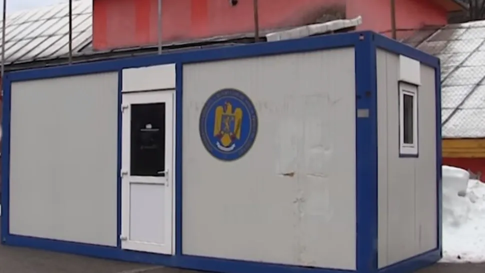 Situație dramatică în Hunedoara. Sute de oameni, obligați să trăiască în containere după seisme