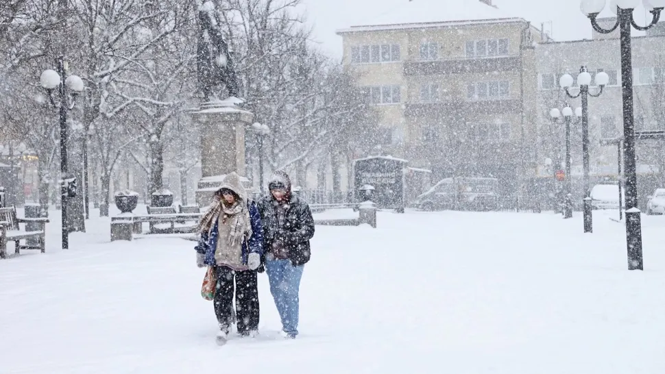 Furtuna LARISA face prăpăd în Europa. Continentul este lovit de furtuni, ninsori și viscol puternic