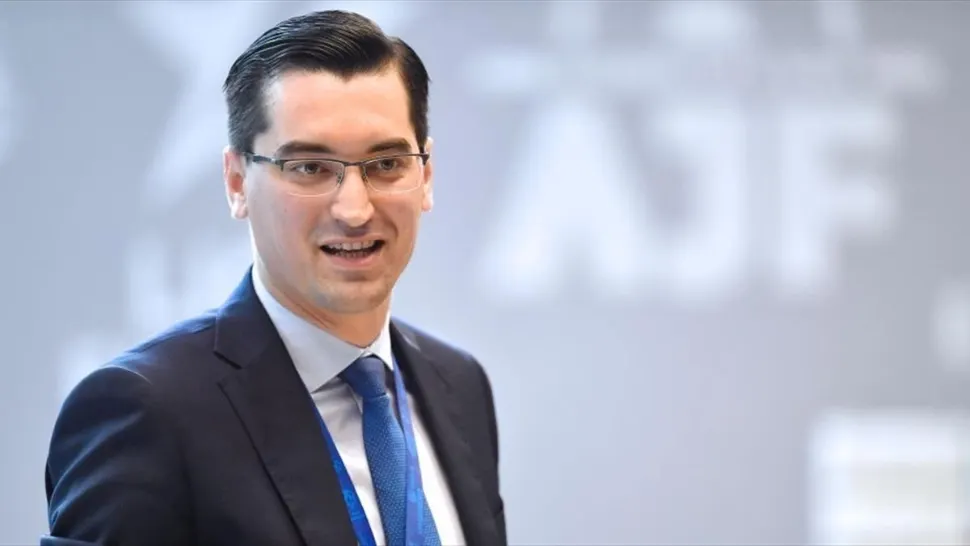 Răzvan Burleanu, șeful Federației fără rezultate, salariu de nabab de la FIFA