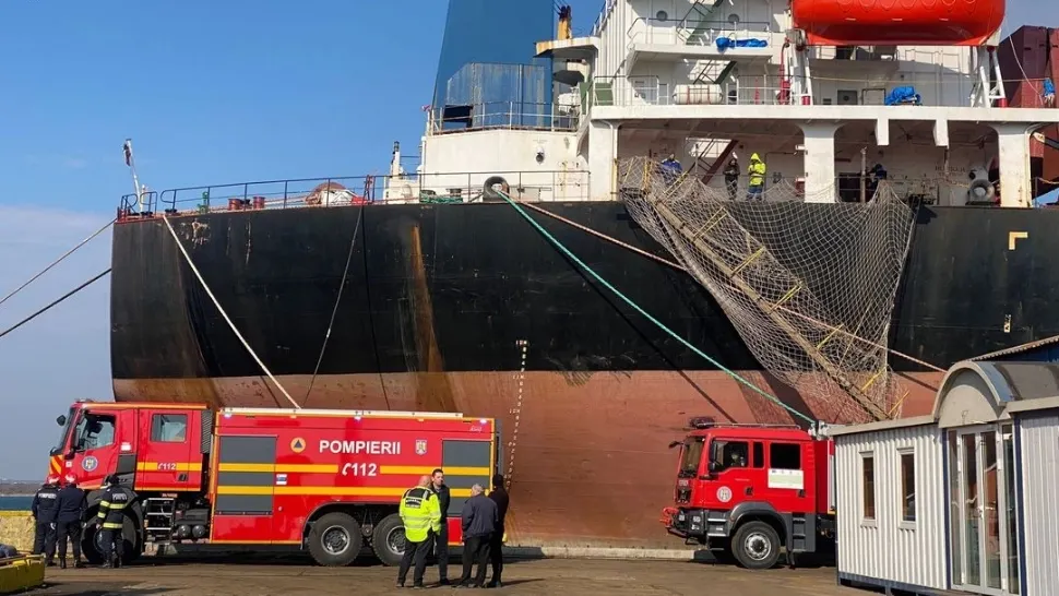 EXPLOZIE pe Şantierul Naval Midia - Sunt cel puțin 3 victime cu arsuri - Una dintre ele a ajuns la spital