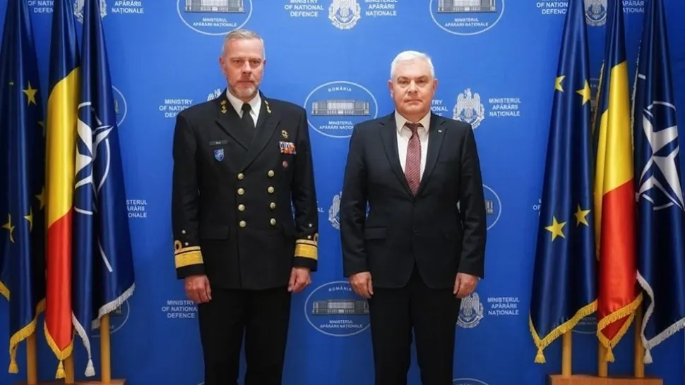 Angel Tîlvăr și amiralul Rob Bauer/ Facebook