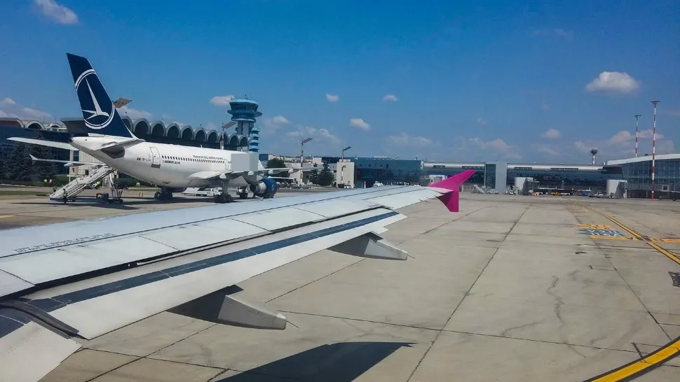 Întârzieri la Otopeni - Mai multe curse Wizz Air au dat peste cap traficul aerian