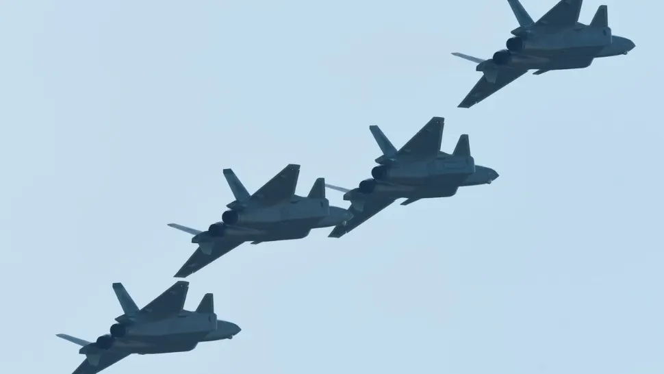 China a început ample exerciţii militare în jurul Taiwanului, ca avertisment după discuțiile taiwanezo-americane
