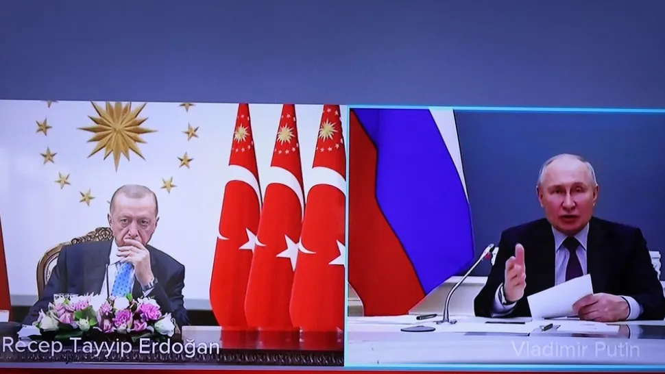 Imagini șocante. Cum arată Erdogan în urma infecției care l-a doborât. Și-a adunat forțele ca să discute cu Putin