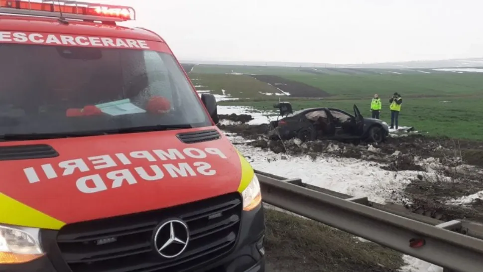 Accident înfiorător, lângă Zidul Morții din Suceava: un mort și 4 răniți grav, după ce s-au răsturnat cu BMW-ul