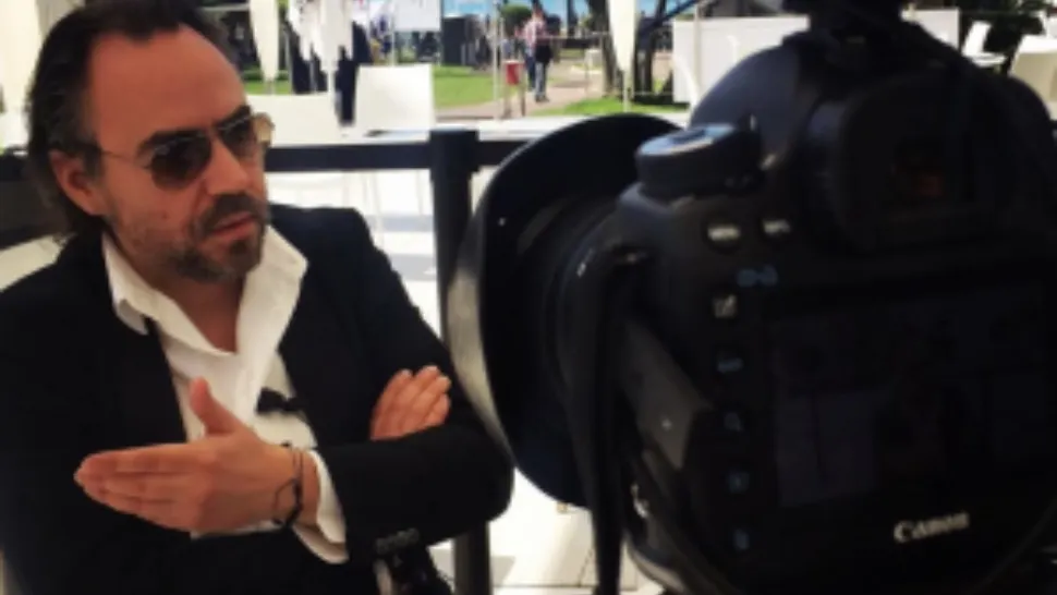 Regizorul Bobby Păunescu și maestrul Țăndărică vor produce filmul "Tzăndărică". Fenomenul Flower Power în lagărul comunist, adus în prim plan