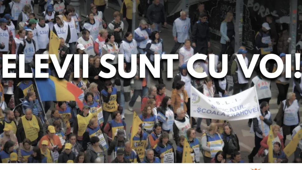 Elevii, solidarizare cu profesorii, în Piața Victoriei - Ariana Dudună (AEC): Guvernanți, nu mai puteți să vă bateți joc de Educație la nesfârșit!