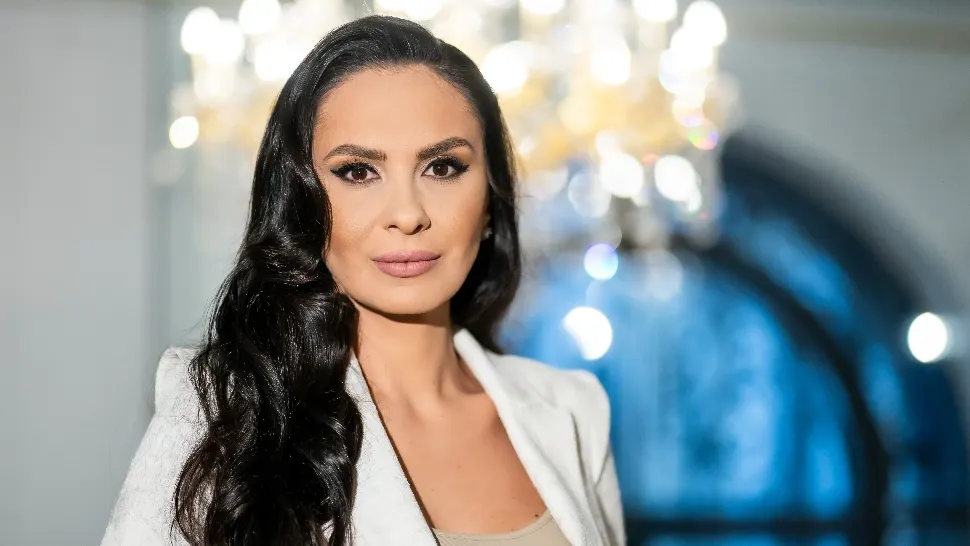 Alexandra Pacuraru, realizatoarea emisiunii 