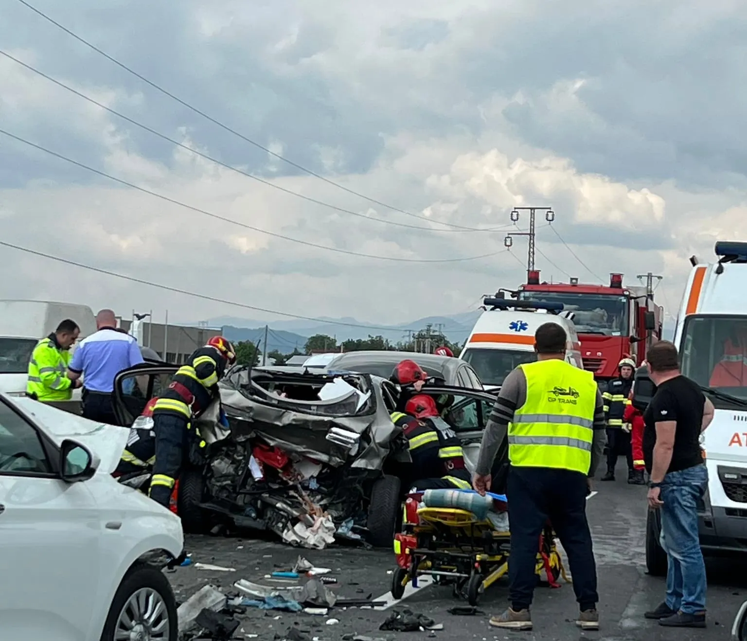 Accident grav pe DN 1 spre Brașov. Foto/ISU