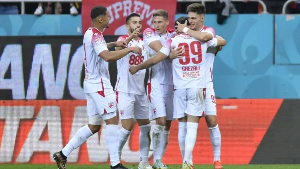 Meci Dinamo - FC Argeş: Jandarmeria a aplicat 19 sancţiuni contravenţionale