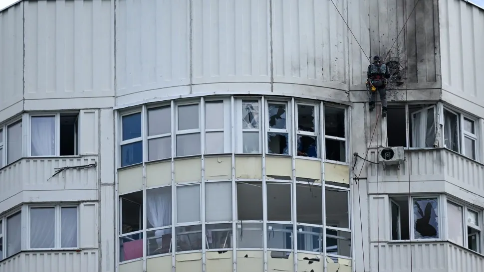 Efecte atac drone clădire Moscova/ Profimedia