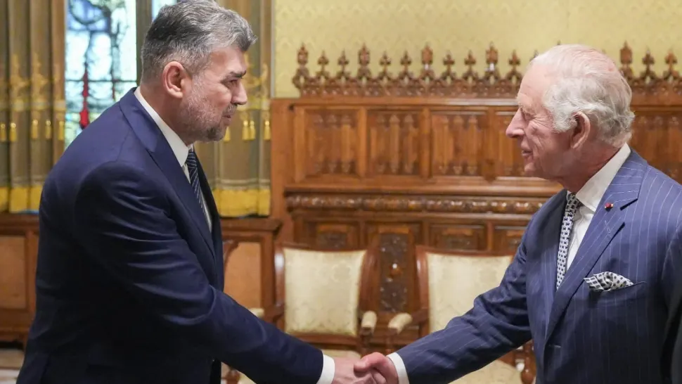 Regele Charles l-a vizitat pe șeful deputaților. Foto/Ciolacu FB
