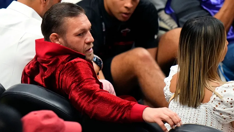 McGregor în timpyl finalei NBA. Foto/Profimedia
