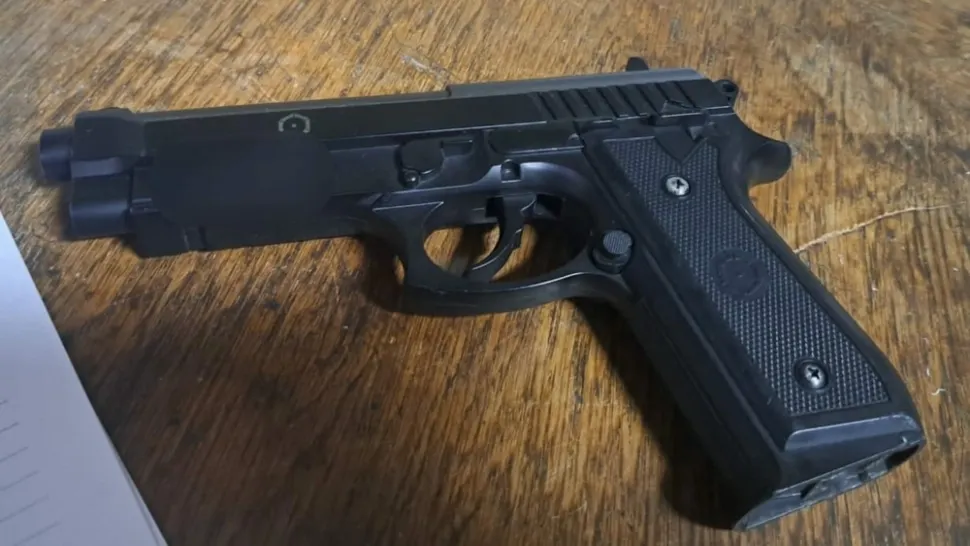 Pistol tip airsoft