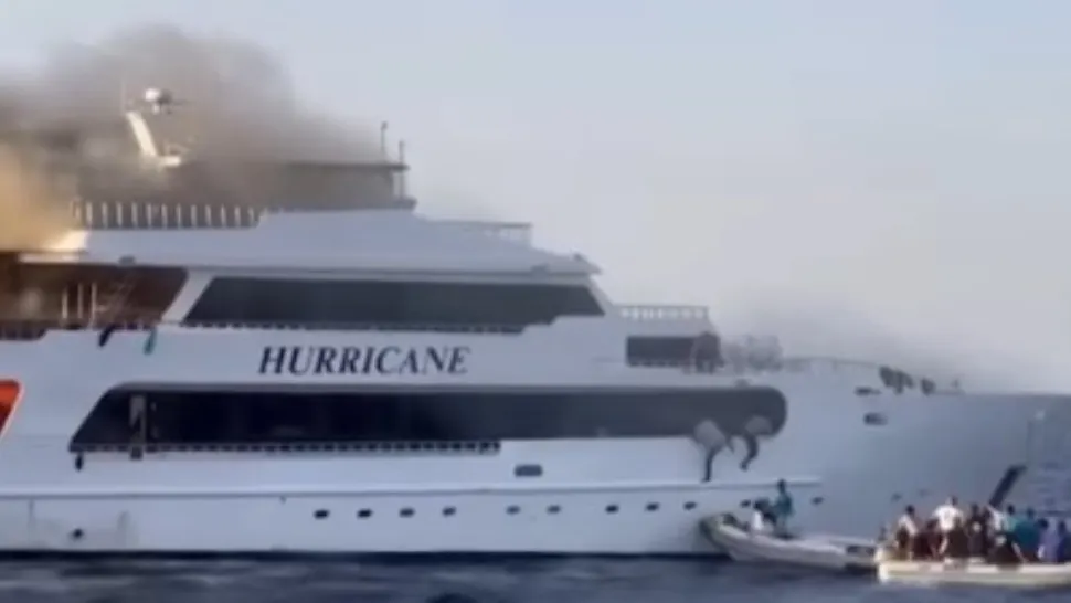 Incendiu pe un iaht plin cu turiști, în Marea Roșie: mai mulți turiști, dați dispăruți - VIDEO