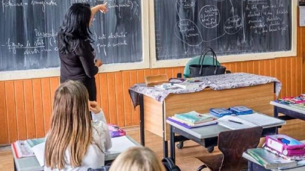 O profesoara a fost umilita de elevi