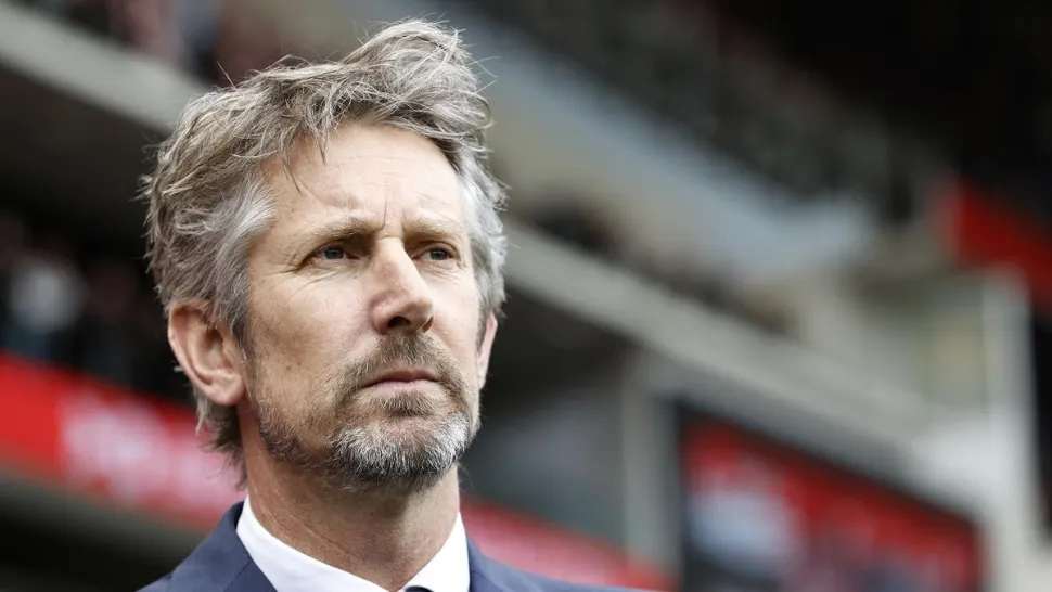 Legendarul portar olandez Edwin van der Sar, la Terapie Intensivă Foto: Profi Media